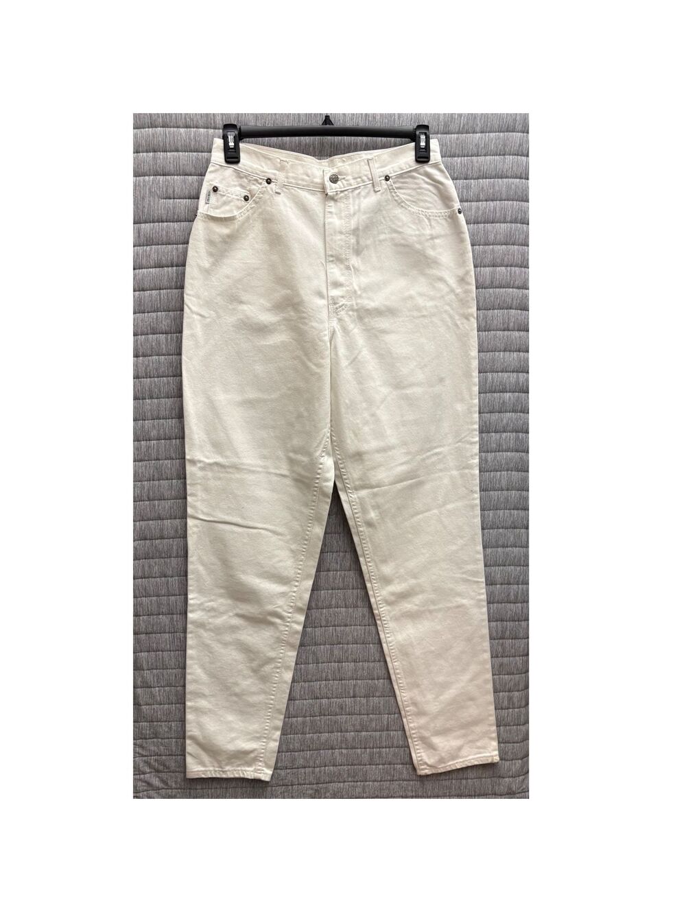 VTG Chic White High-Rise Mom Jeans Size 16 Tall Relaxed Waist Tapered Leg NWT